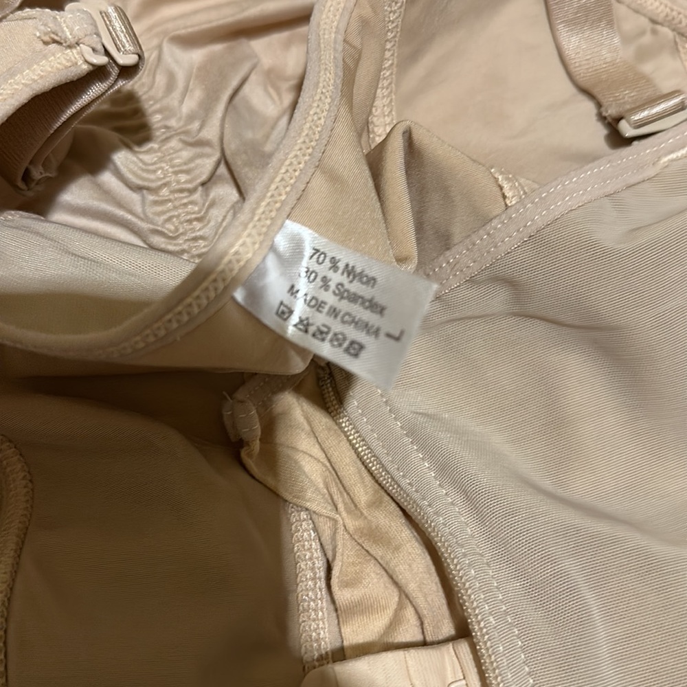 Shapewear - Picture 8 of 8